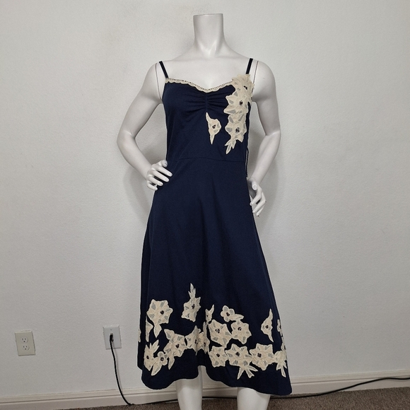 Odille Anthropologie Navy Blue Cream Rice Paper Garden Floral Midi Dress Size 2 - Picture 2 of 13